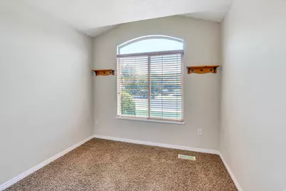 193 E Santa Fe Dr, Springville, UT 84663 - Photo 12