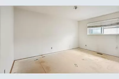 1447 E Hollow Dale Dr, Salt Lake City, UT 84121 - Photo 12