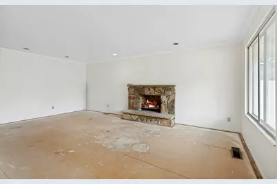 1447 E Hollow Dale Dr, Salt Lake City, UT 84121 - Photo 4