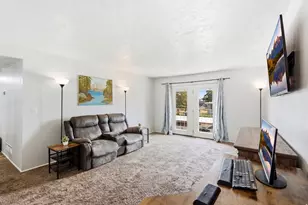 20 W Lester Ave, Murray, UT 84107 - Photo 10