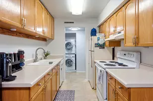 20 W Lester Ave, Murray, UT 84107 - Photo 14