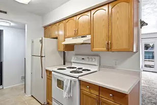 20 W Lester Ave, Murray, UT 84107 - Photo 12