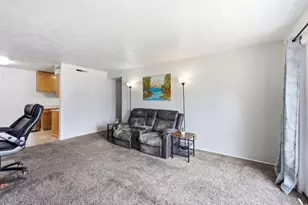 20 W Lester Ave, Murray, UT 84107 - Photo 10