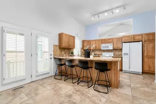 239 E Cottage Wood Ln S, Murray, UT 84107 - Photo 10