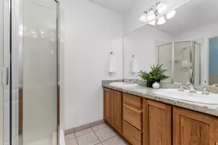 239 E Cottage Wood Ln S, Murray, UT 84107 - Photo 16