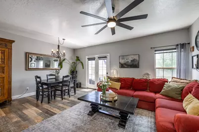598 E Wyngate Pointe Ln S, Draper, UT 84020 - Photo 10