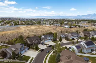 6522 W Davin View Dr, Herriman, UT 84096 - Photo 96