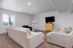 6522 W Davin View Dr, Herriman, UT 84096 - Photo 20