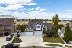 6522 W Davin View Dr, Herriman, UT 84096 - Photo 2
