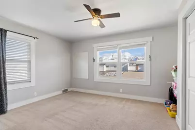 5185 S 2100 W, Roy, UT 84067 - Photo 14