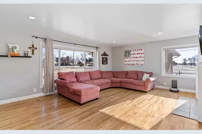 5185 S 2100 W, Roy, UT 84067 - Photo 4