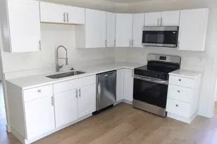 250 E Beryl Ave S, South Salt Lake, UT 84115 - Photo 2