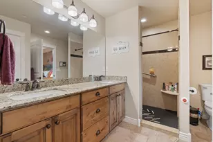 2196 E Valley View Ct N, Layton, UT 84040 - Photo 30