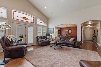 2196 E Valley View Ct N, Layton, UT 84040 - Photo 12