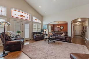 2196 E Valley View Ct N, Layton, UT 84040 - Photo 12