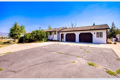 217 E Countryside Cir, Park City, UT 84098 - Photo 1
