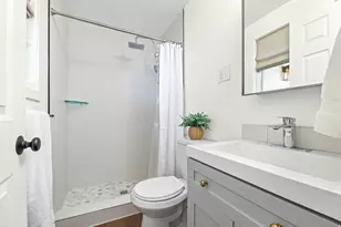 6525 S 2600 E, Cottonwood Heights, UT 84121 - Photo 14