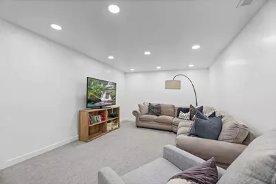 6525 S 2600 E, Cottonwood Heights, UT 84121 - Photo 20
