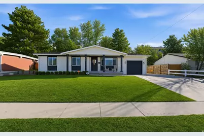 6525 S 2600 E, Cottonwood Heights, UT 84121 - Photo 24