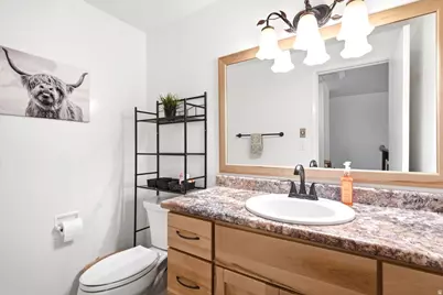 1565 E 775 S #16, Ogden, UT 84404 - Photo 10