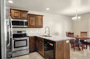 1146 W Excalibur Way, West Haven, UT 84401 - Photo 2