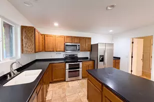 866 S 1580 W, Lehi, UT 84043 - Photo 8