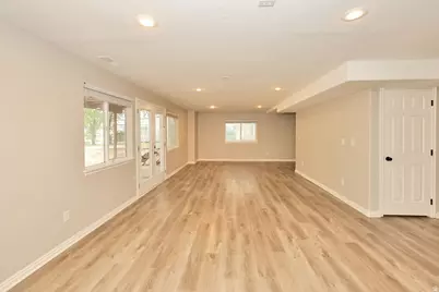 835 N 975 E, Ogden, UT 84404 - Photo 22