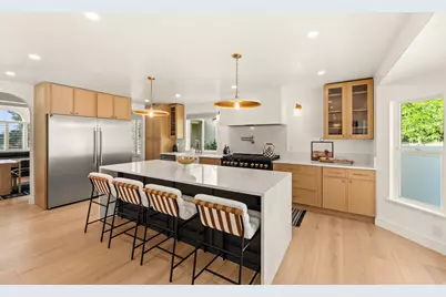 11557 S Sunburn Ln, Sandy, UT 84094 - Photo 16