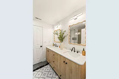 11557 S Sunburn Ln, Sandy, UT 84094 - Photo 50
