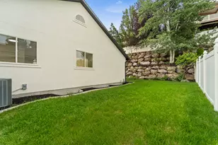 11557 S Sunburn Ln, Sandy, UT 84094 - Photo 80