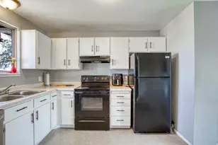 4844 W Niagara Way S, Salt Lake City, UT 84118 - Photo 28