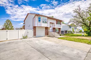 4844 W Niagara Way S, Salt Lake City, UT 84118 - Photo 2