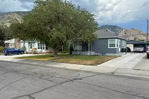 692 Brookside Dr, Springville, UT 84663 - Photo 1