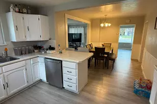264 W 200 S, Tooele, UT 84074 - Photo 10