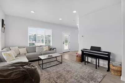 15059 S Reins Way, Bluffdale, UT 84065 - Photo 6