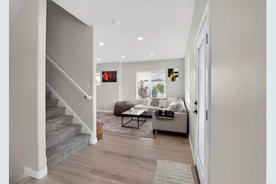 15059 S Reins Way, Bluffdale, UT 84065 - Photo 4