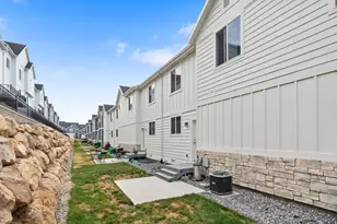 1016 W Shadow Ln, Lehi, UT 84048 - Photo 26