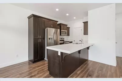 7199 North Brook Rdg, Eagle Mountain, UT 84005 - Photo 10