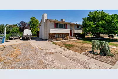 324 W 330 S, American Fork, UT 84003 - Photo 2
