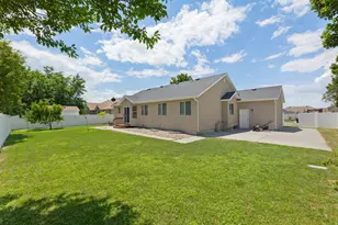 1369 S 260 W, Payson, UT 84651 - Photo 18