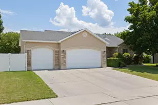 1369 S 260 W, Payson, UT 84651 - Photo 4