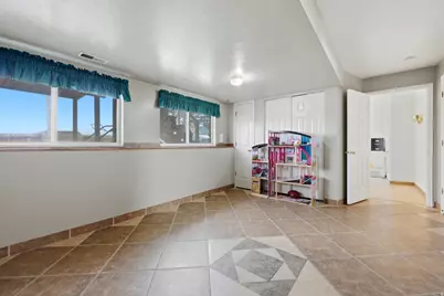 5697 S Esprit Dr, Kearns, UT 84118 - Photo 18