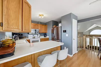 5697 S Esprit Dr, Kearns, UT 84118 - Photo 10