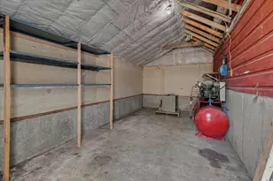 2405 E Canyon Rd, Smithfield, UT 84335 - Photo 34