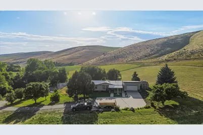 2405 E Canyon Rd, Smithfield, UT 84335 - Photo 56