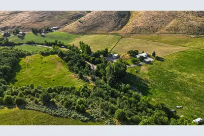 2405 E Canyon Rd, Smithfield, UT 84335 - Photo 48