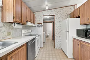2405 E Canyon Rd, Smithfield, UT 84335 - Photo 16