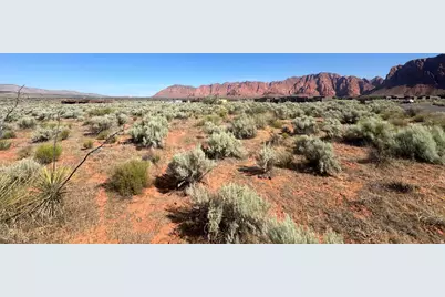 350 Takala Way #350, Ivins, UT 84738 - Photo 2