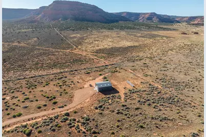 235 S Copper Rd, Kanab, UT 84741 - Photo 10
