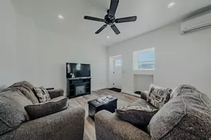 235 S Copper Rd, Kanab, UT 84741 - Photo 14